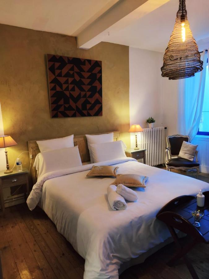 Chambre D'Hotes "Le Village" Villenouvelle Eksteriør billede