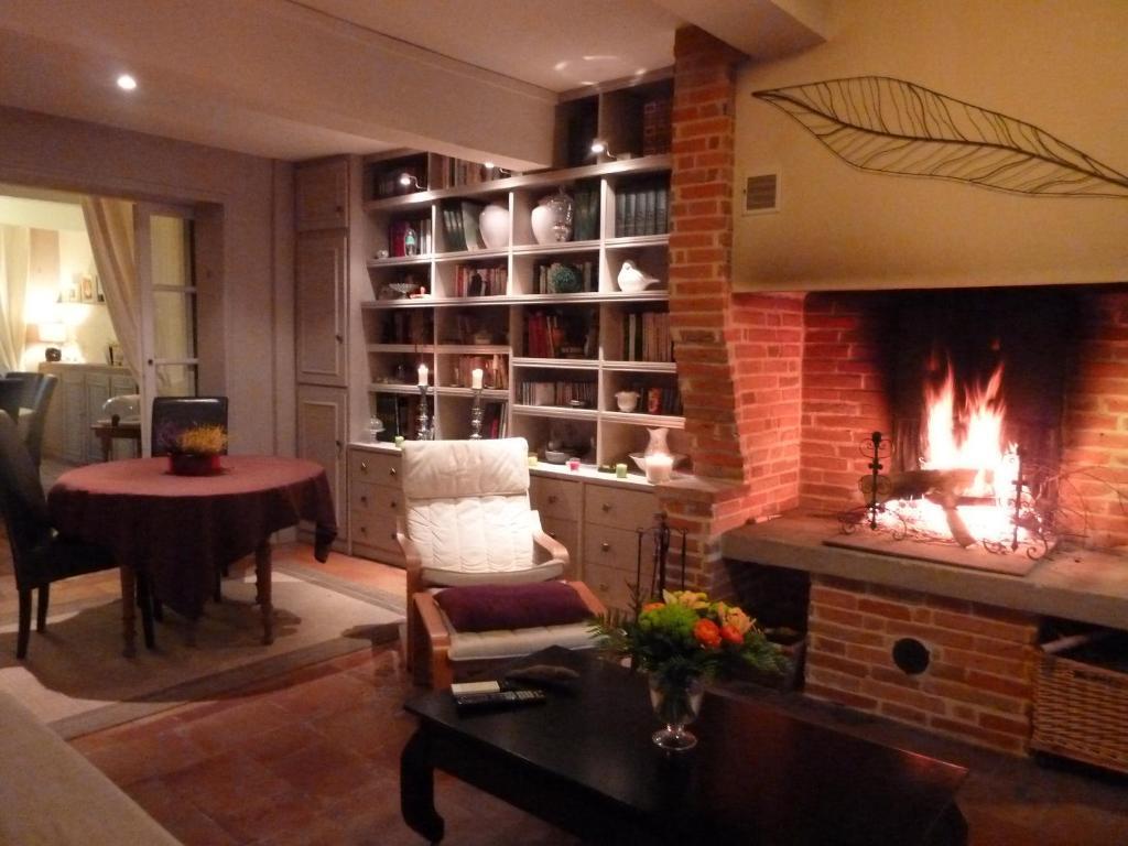 Chambre D'Hotes "Le Village" Villenouvelle Eksteriør billede