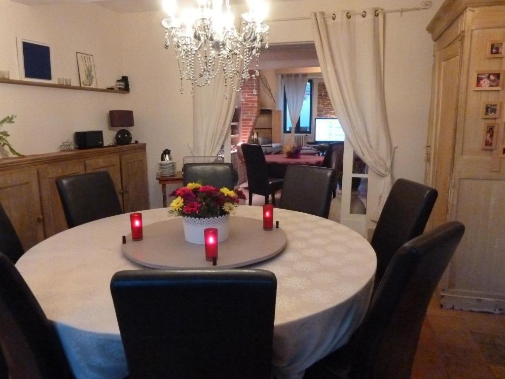 Chambre D'Hotes "Le Village" Villenouvelle Eksteriør billede